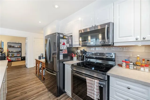 Additional image 13 of 399 ELIZABETH ST St Unit 210