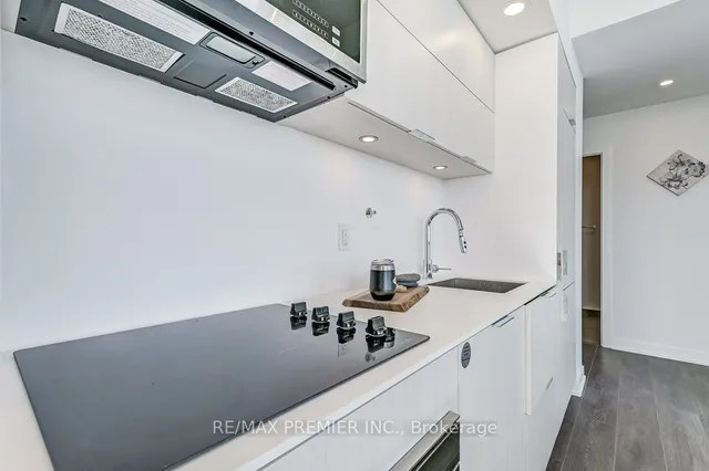 Additional image 21 of 370 Martha St Unit 2004