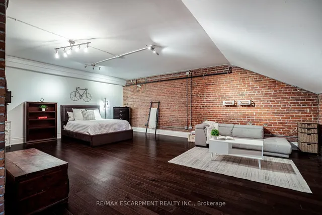 Additional image 23 of 200 STINSON St Unit 104