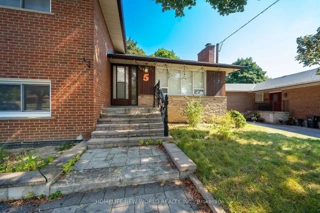 Additional image 3 of 5 Coral Cove Cres