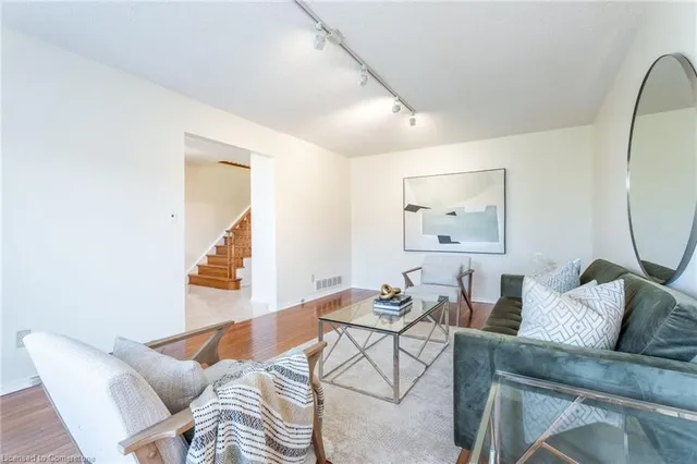 Additional image 8 of 54 Goldcrest Dr