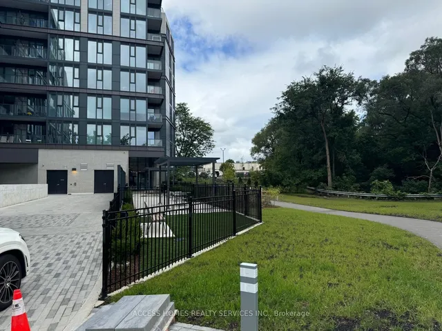 Additional image 12 of 250 Lawrence Ave Unit 414