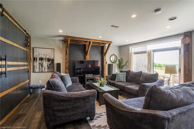 Additional image 38 of 5565 Guelph Line