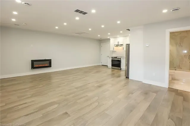 Additional image 35 of 274 Margaret Ave