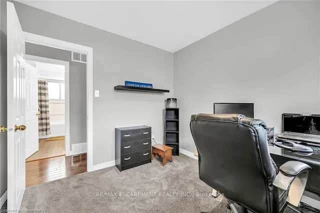 Additional image 17 of 253 Thorner Dr