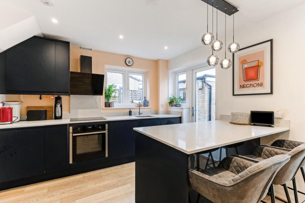 Additional image 6 of Alzey Gardens, HARPENDEN, AL5