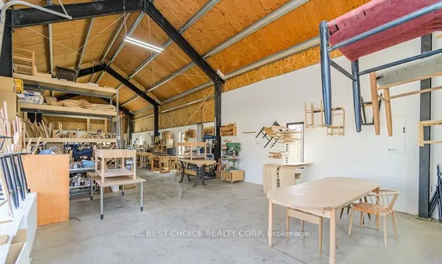 Additional image 13 of 9950 Britannia Rd