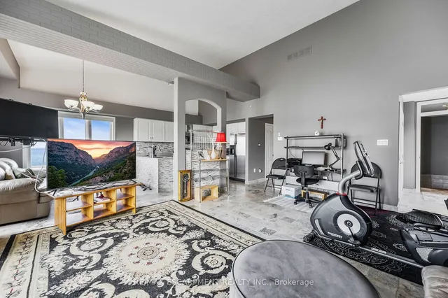 Additional image 28 of 491-493 Dewitt Rd