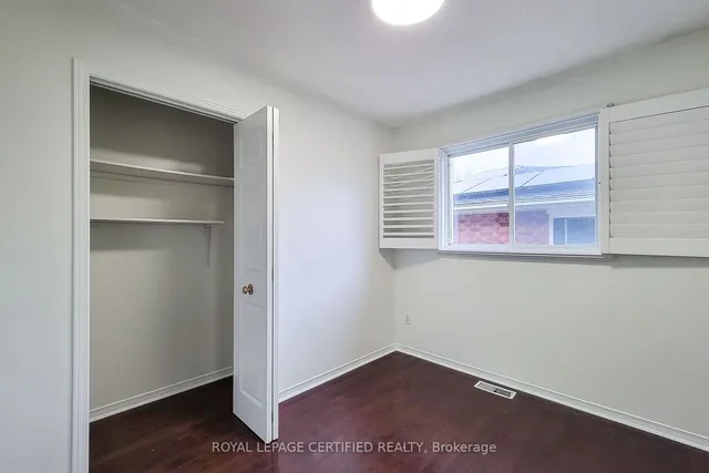 Additional image 31 of 482 Berkindale Dr