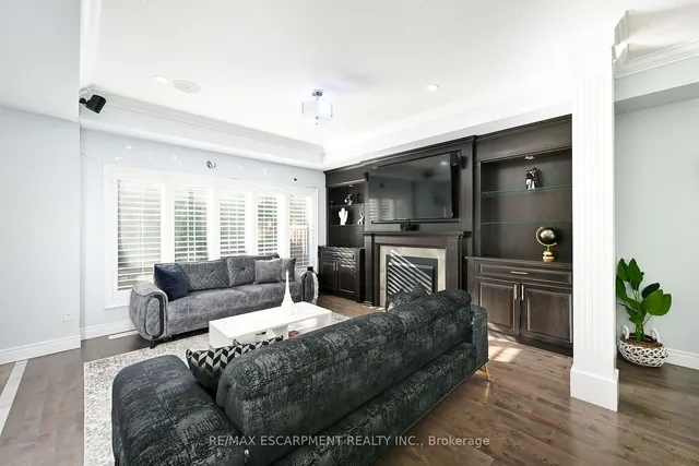 Additional image 12 of 30 ASCOLI Dr