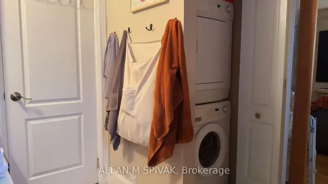 Additional image 16 of 1505 Dupont St