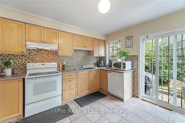 Additional image 22 of 675 THOMPSON Rd