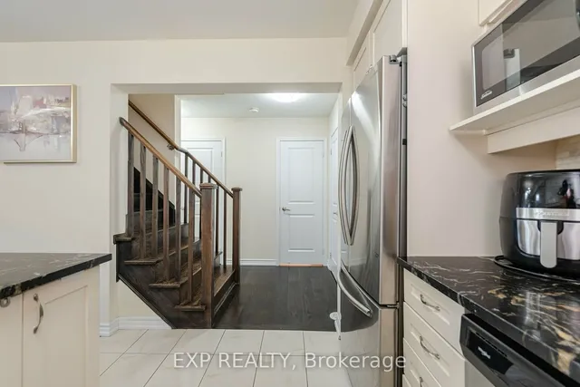 Additional image 17 of 106 Lemieux Crt