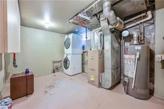 Additional image 33 of 2114 CAROLINE St