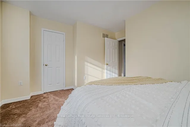 Additional image 30 of 2105 BERWICK Dr Unit 7