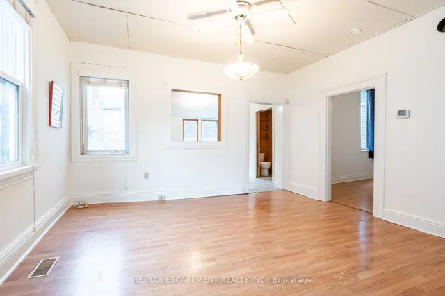 Additional image 9 of 49 Jones St