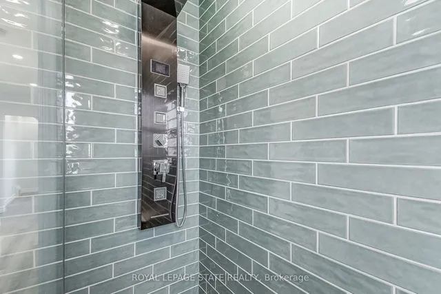 Additional image 23 of 18 Fairholt Rd