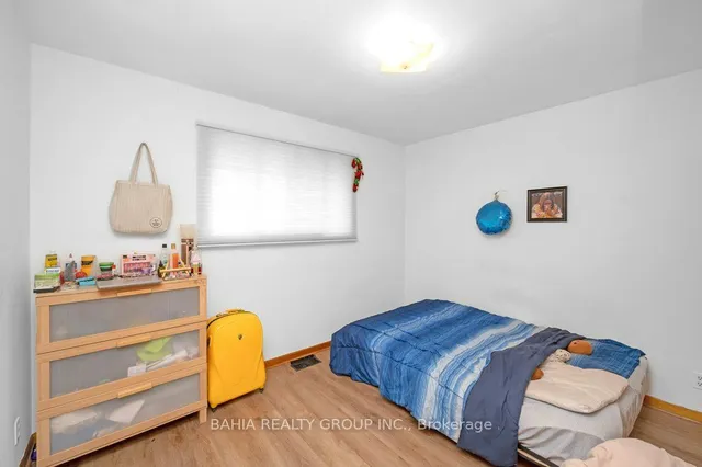 Additional image 15 of 51 Robroy Ave