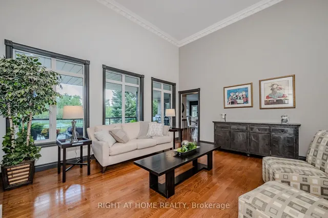 Additional image 10 of 10635 First Line