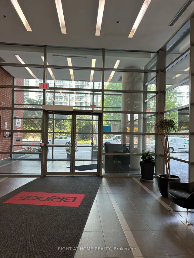 Additional image 4 of 38 Joe Shuster Way Unit 318