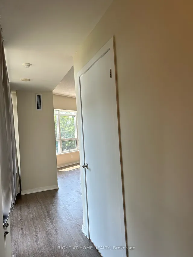 Additional image 8 of 38 Joe Shuster Way Unit 318