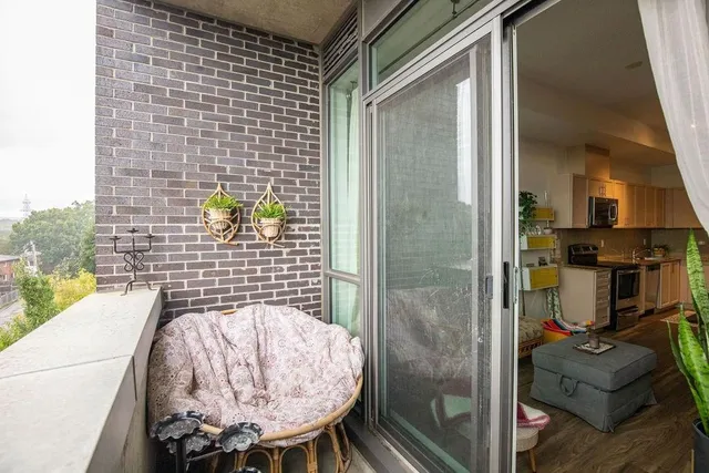 Additional image 30 of 1284 GUELPH Line Unit 417