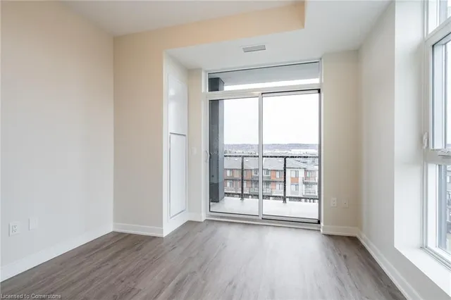 Additional image 3 of 600 North Service Rd Unit 508