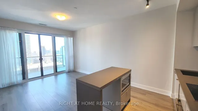 Additional image 22 of 7 Grenville St Unit 2809