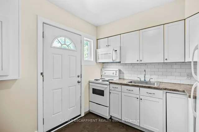 Additional image 26 of 15 Freeman Pl