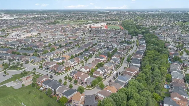 Additional image 43 of 3247 STEEPLECHASE Dr