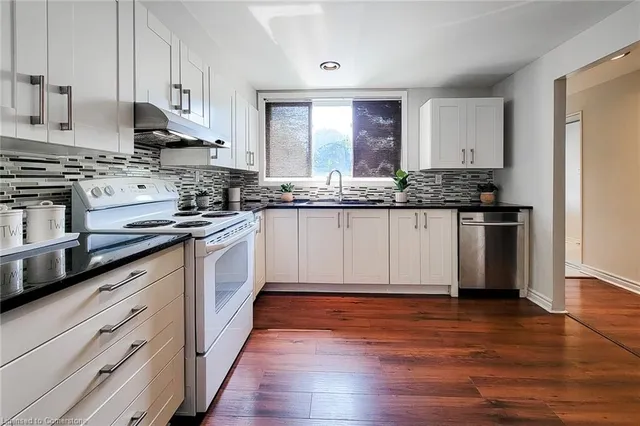 Additional image 12 of 25 Britten Close Unit B59