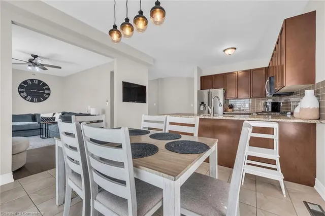 Additional image 16 of 8 Saybrook Gdns