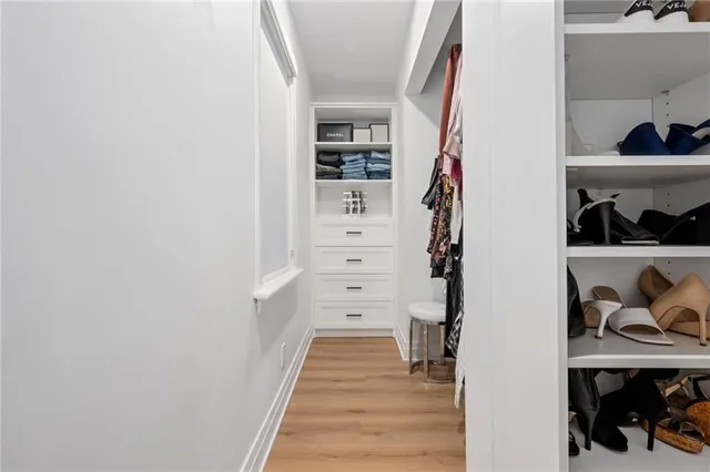 Additional image 14 of 2227 DEYNCOURT Dr