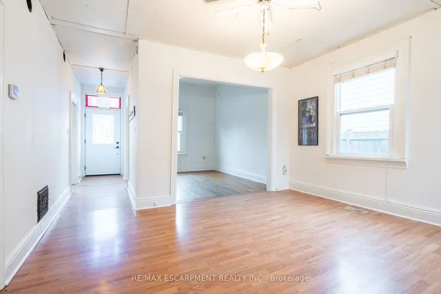 Additional image 8 of 49 Jones St