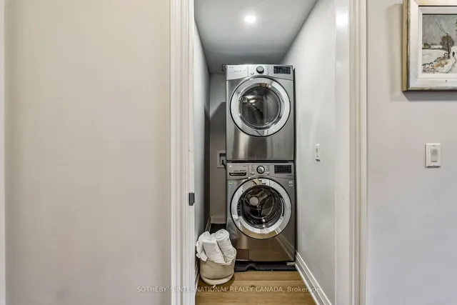 Additional image 26 of 761 Bay St Unit TH01