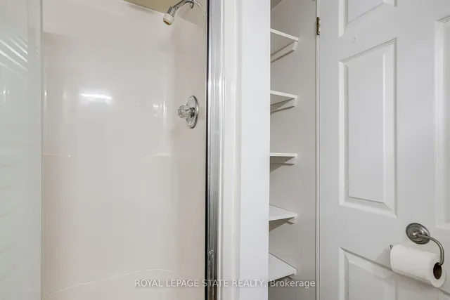 Additional image 32 of 15 Empress Ave