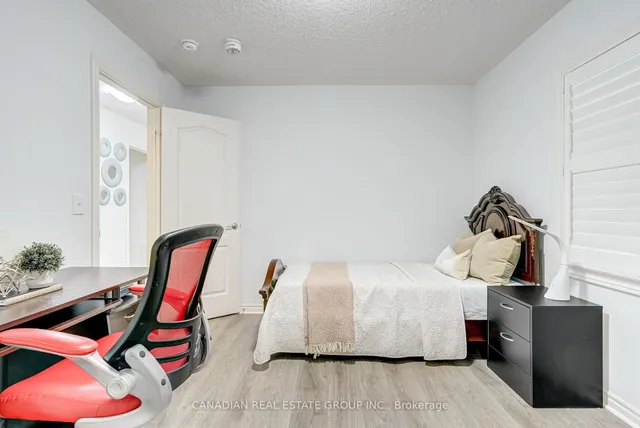 Additional image 31 of 1485 Chretien St