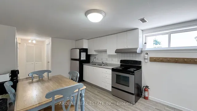 Additional image 27 of 265 Acton Ave