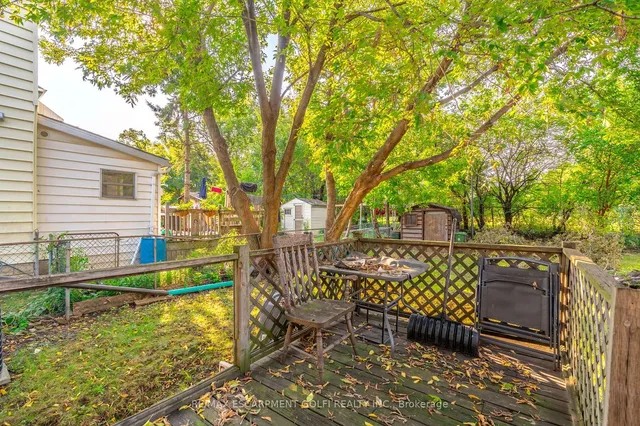 Additional image 33 of 26 Huron St