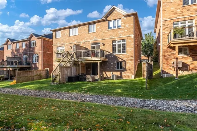 Additional image 32 of 42 Oakhaven Pl