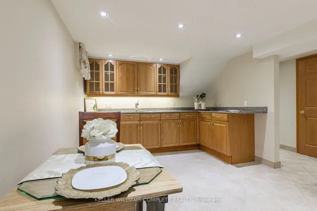 Additional image 35 of 32 AUDUBON St