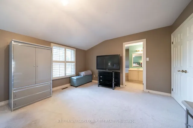 Additional image 23 of 230 Meadowbrook Dr Unit 6