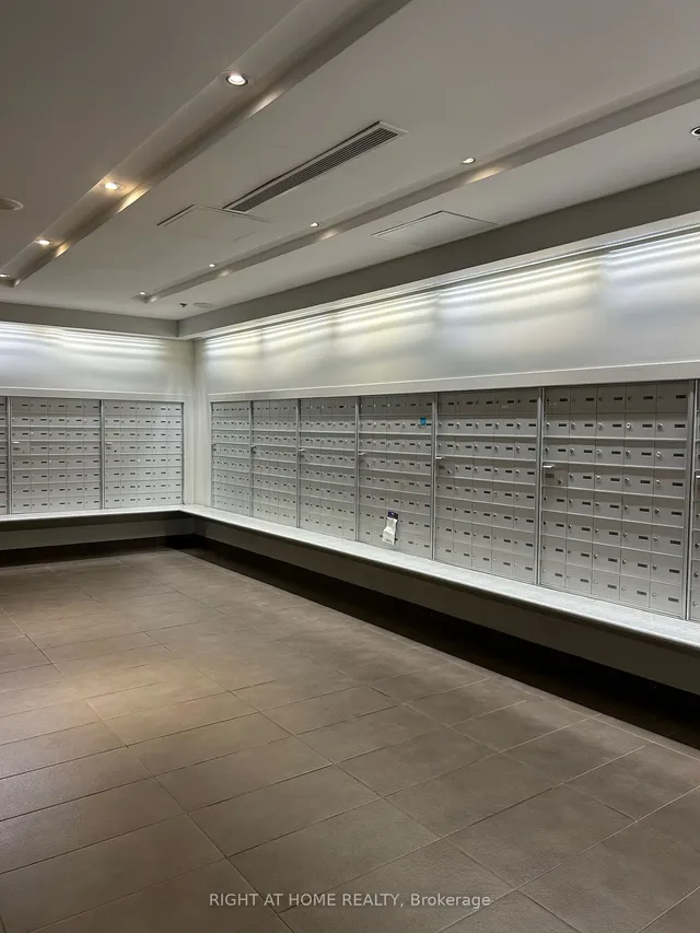 Additional image 6 of 38 Joe Shuster Way Unit 318