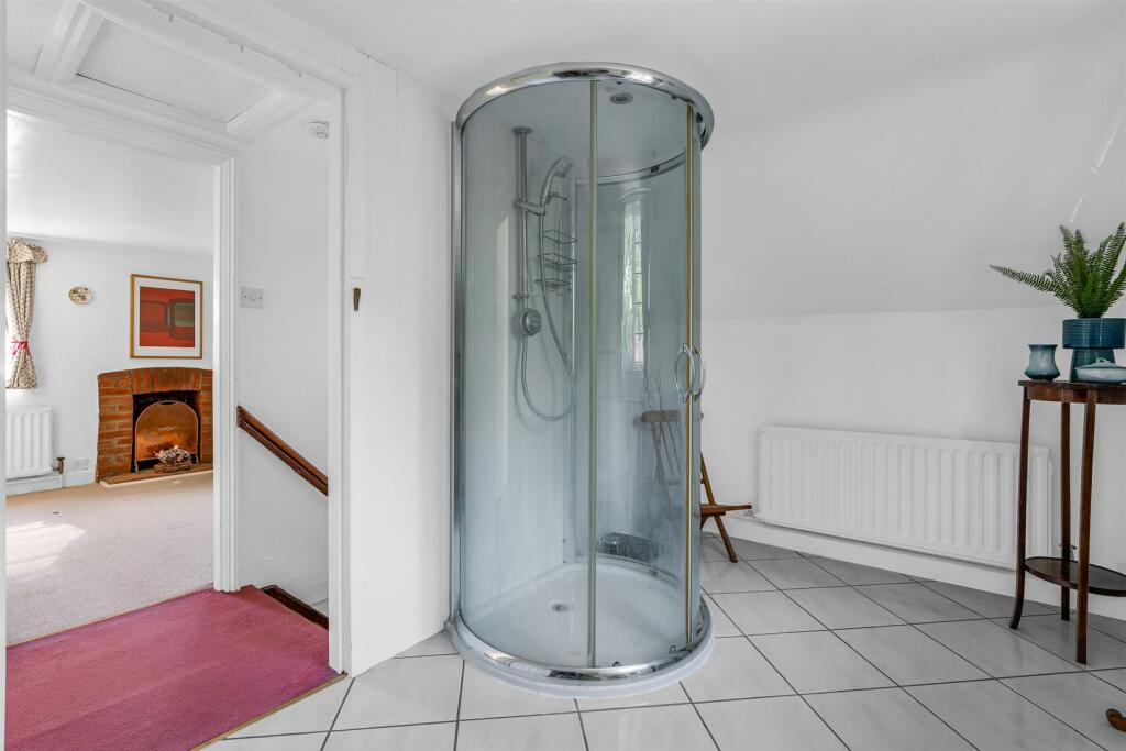 Additional image 15 of Pennyfathers Lane, Harmer Green Lane, Digswell