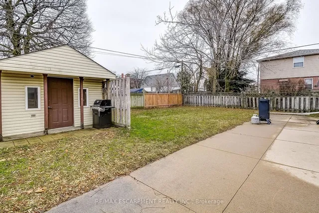 Additional image 34 of 8 Bromley Rd