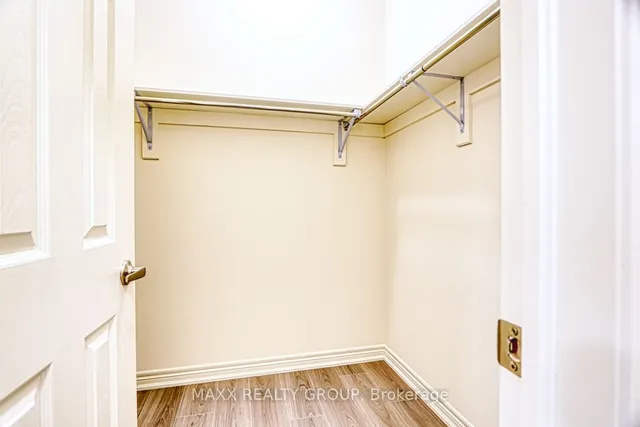 Additional image 23 of 297 Great Falls Blvd