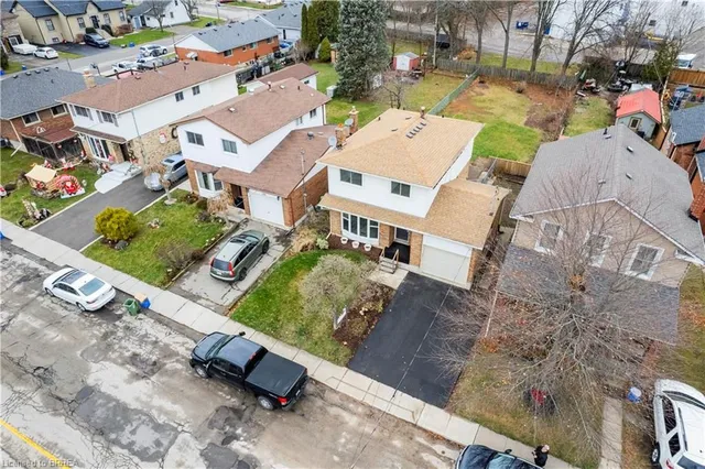 Additional image 35 of 279 Hatt St