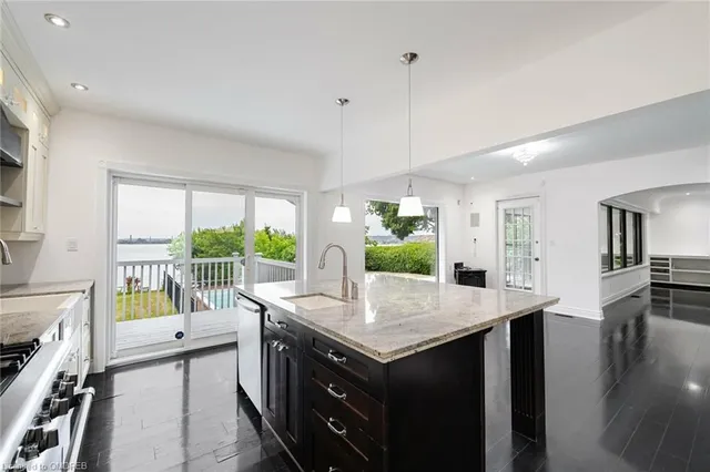 Additional image 12 of 258 Northshore Blvd