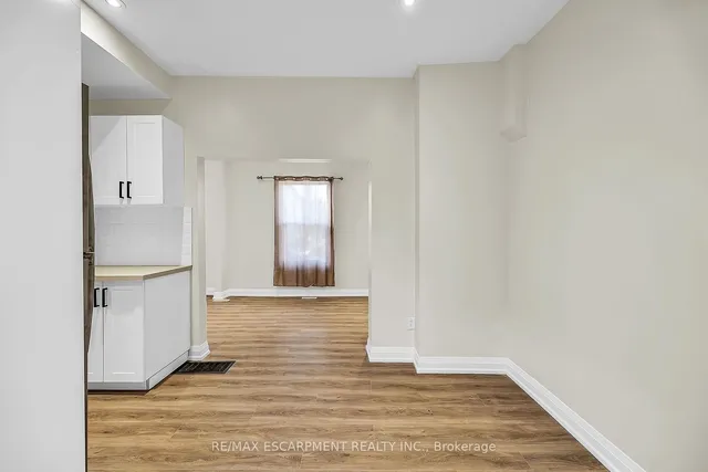 Additional image 16 of 346 Emerald St