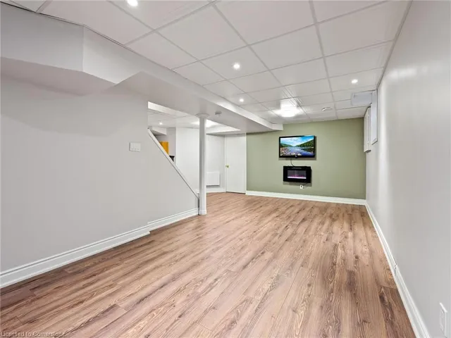 Additional image 34 of 3 Borodino Crt